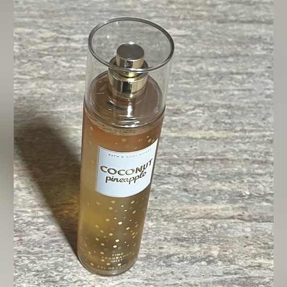 Bath & Body Works Discontinued Coconut Pineapple Fragrance Mist - Gold Accents - Picture 1 of 6